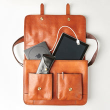 Load image into Gallery viewer, Tan Leather Messenger Bag - Misaro Australia
